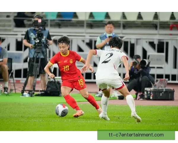 中国女足未能晋级巴黎奥运会正赛引发国内关注与反思